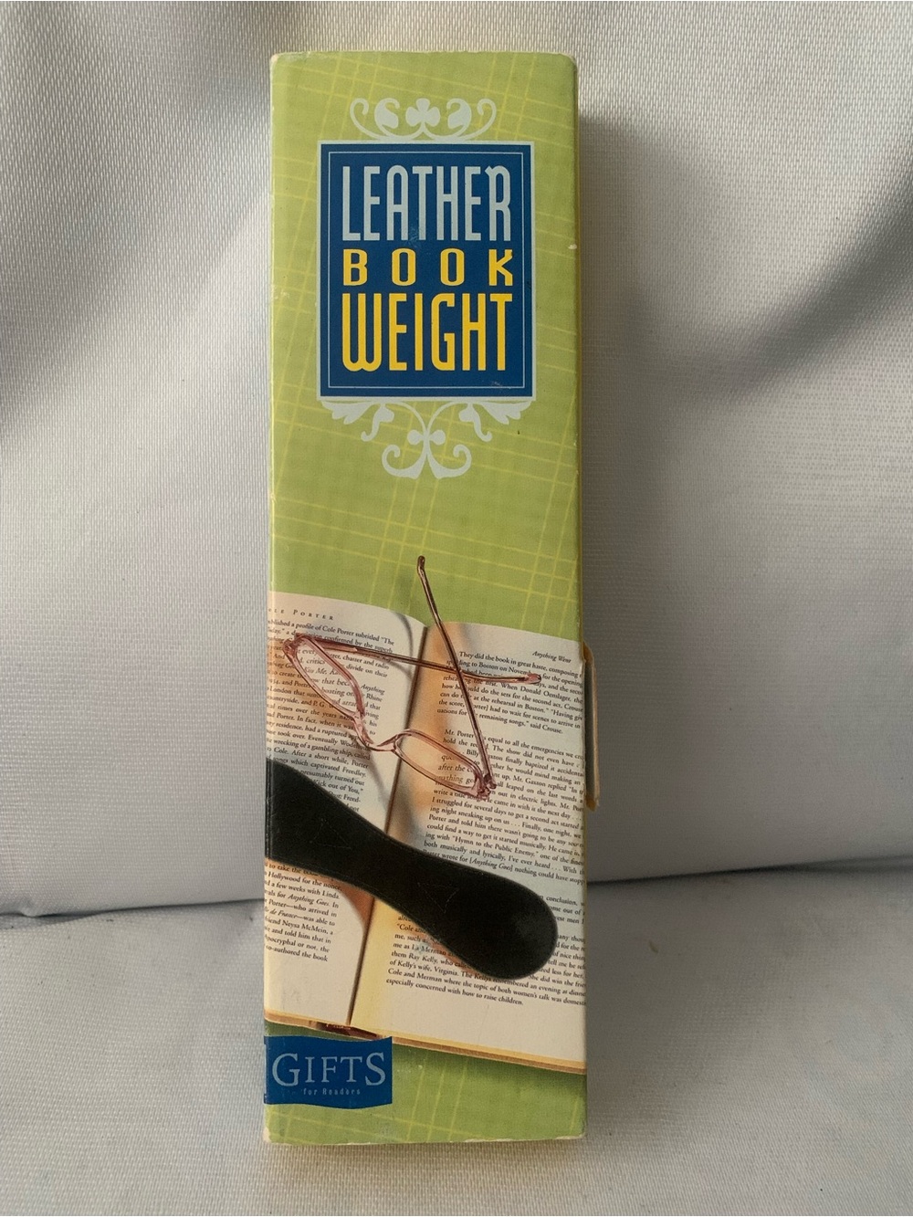Leather Book Weight Gifts for Readers Barnes & Noble Vintage 2001 Black NEW